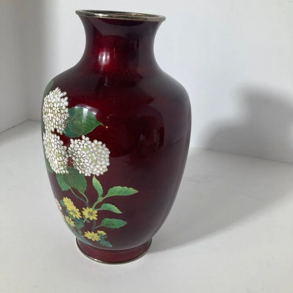 Vintage Japanese Ginbari Pigeon Blood Cloisonne Floral Hydrangea‎ Vase 7 3/4